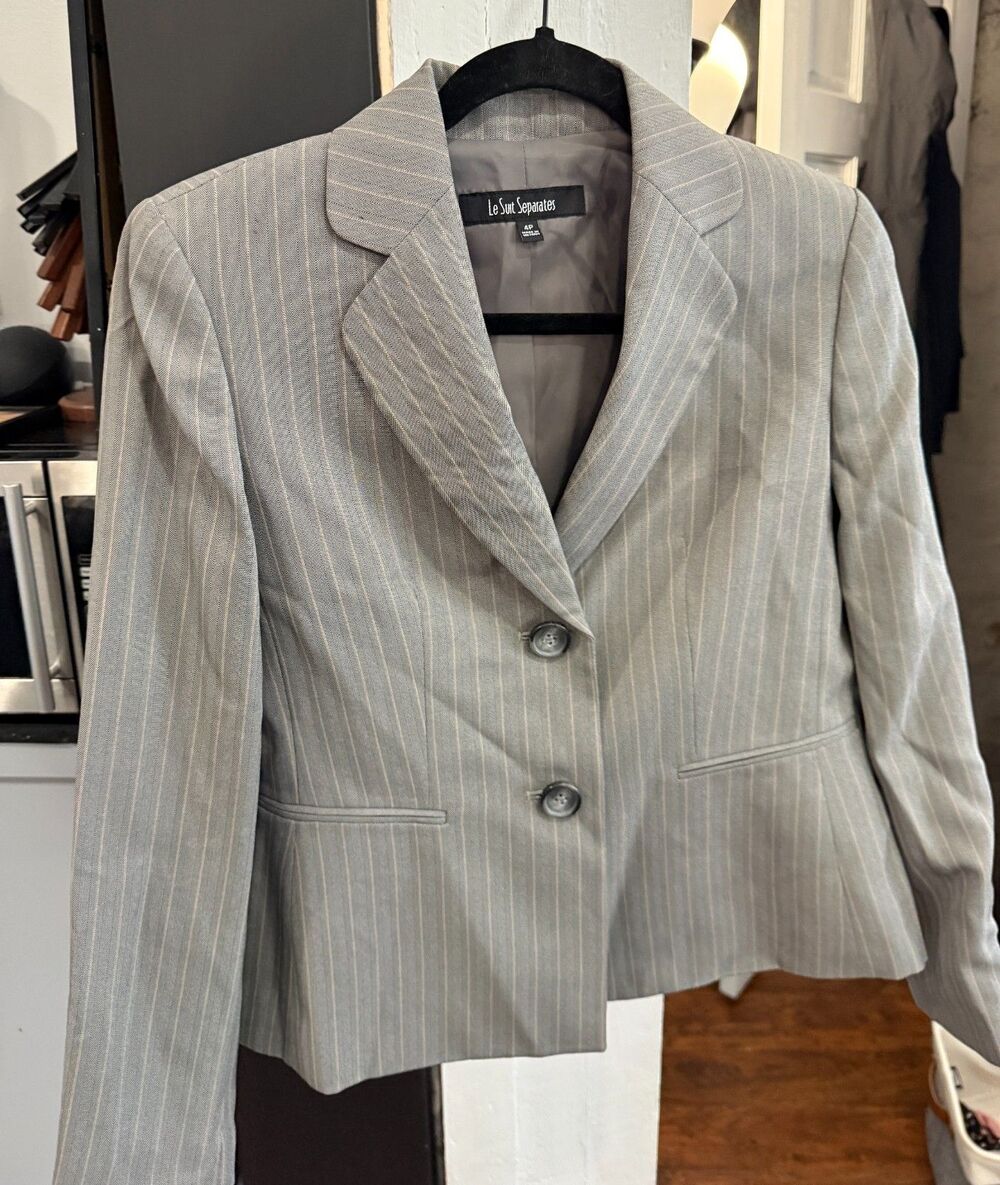 Le Suit Separates - 4P - Gray Striped Blazer